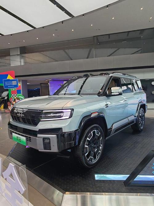 东莞莞城区阳翔欧企业管理咨询比亚迪方程豹硬派越野的爆款，英菲尼迪35周年与你共成长